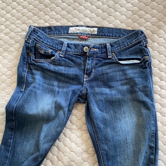 Women’s jeans by Hollister, size 1R - Picture 1 of 11